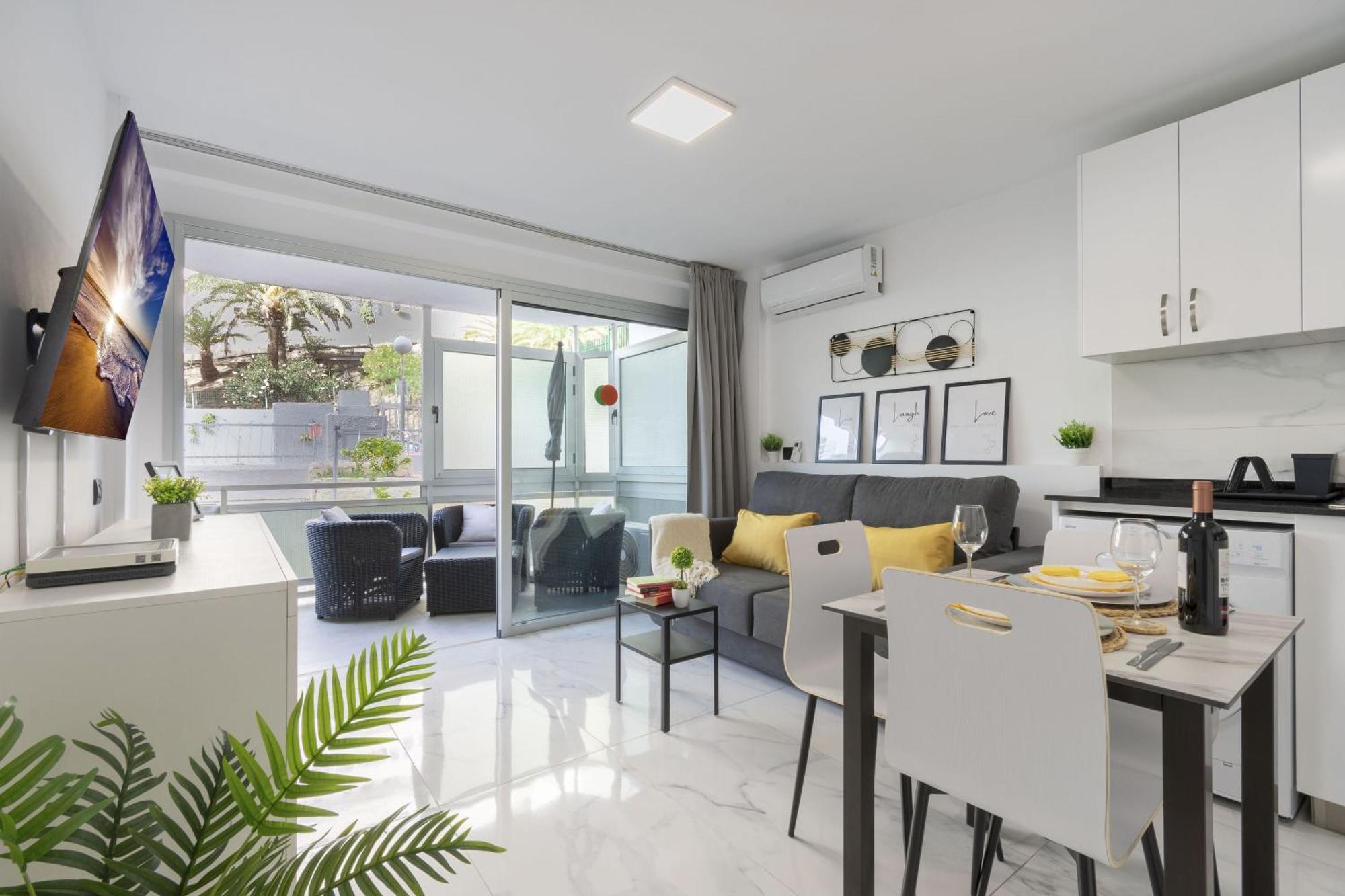 The White Corner By Homestaygrancanaria San Bartolomé Exterior foto